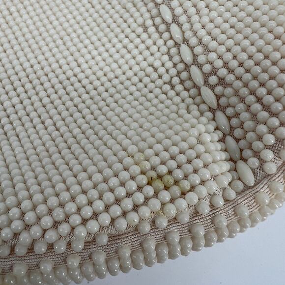 Vintage Goldco Beaded Bag Chain Strap Kiss Lock Ivory White Lucite Detail READ - Picture 6 of 15